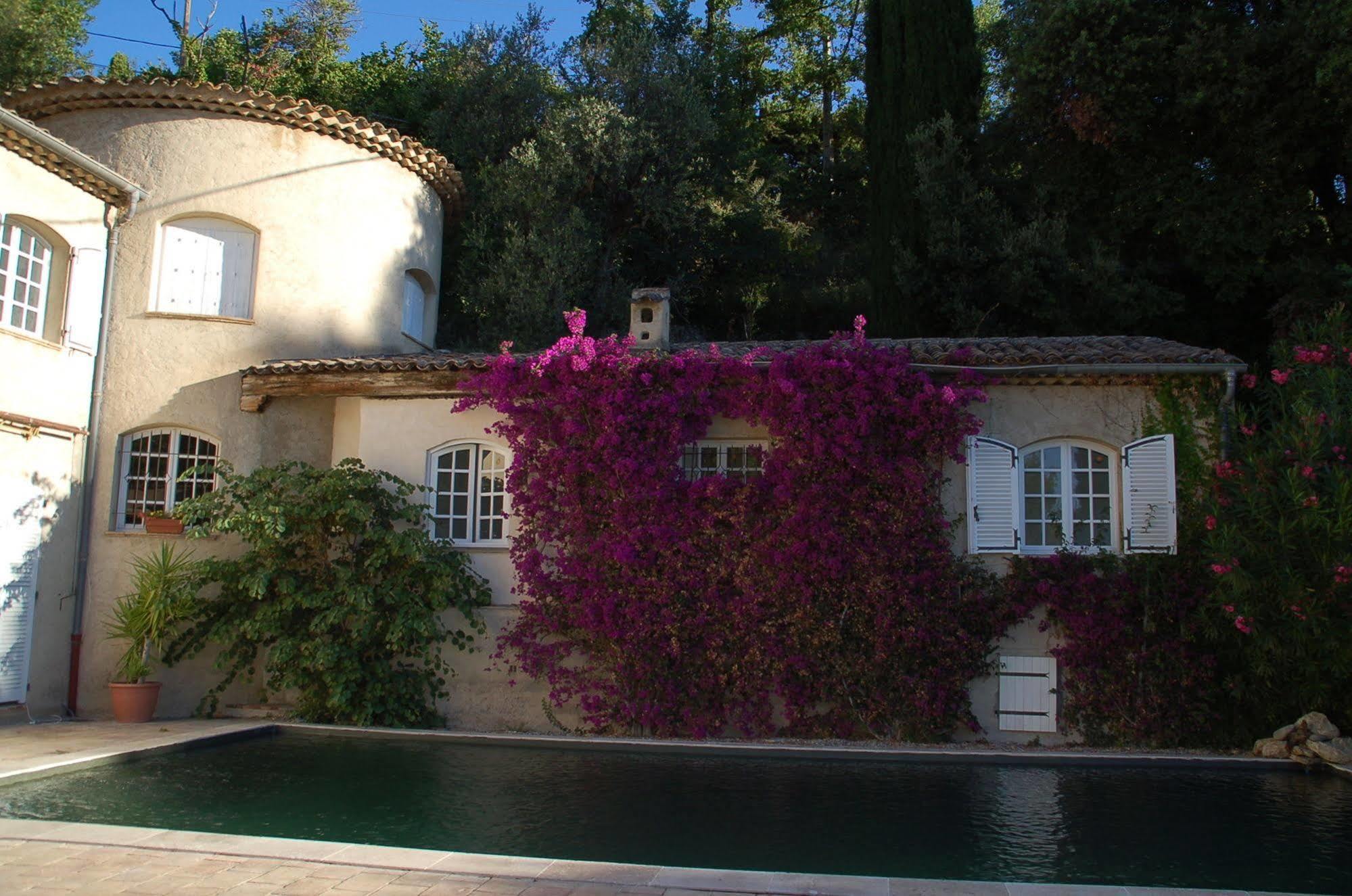Le Mazet De Tourrettes Bed and Breakfast Buitenkant foto